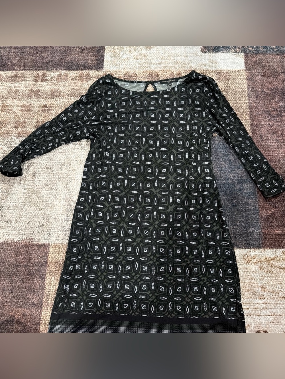 Banana Republic Black Patterned Long Sleeve Shift Dress